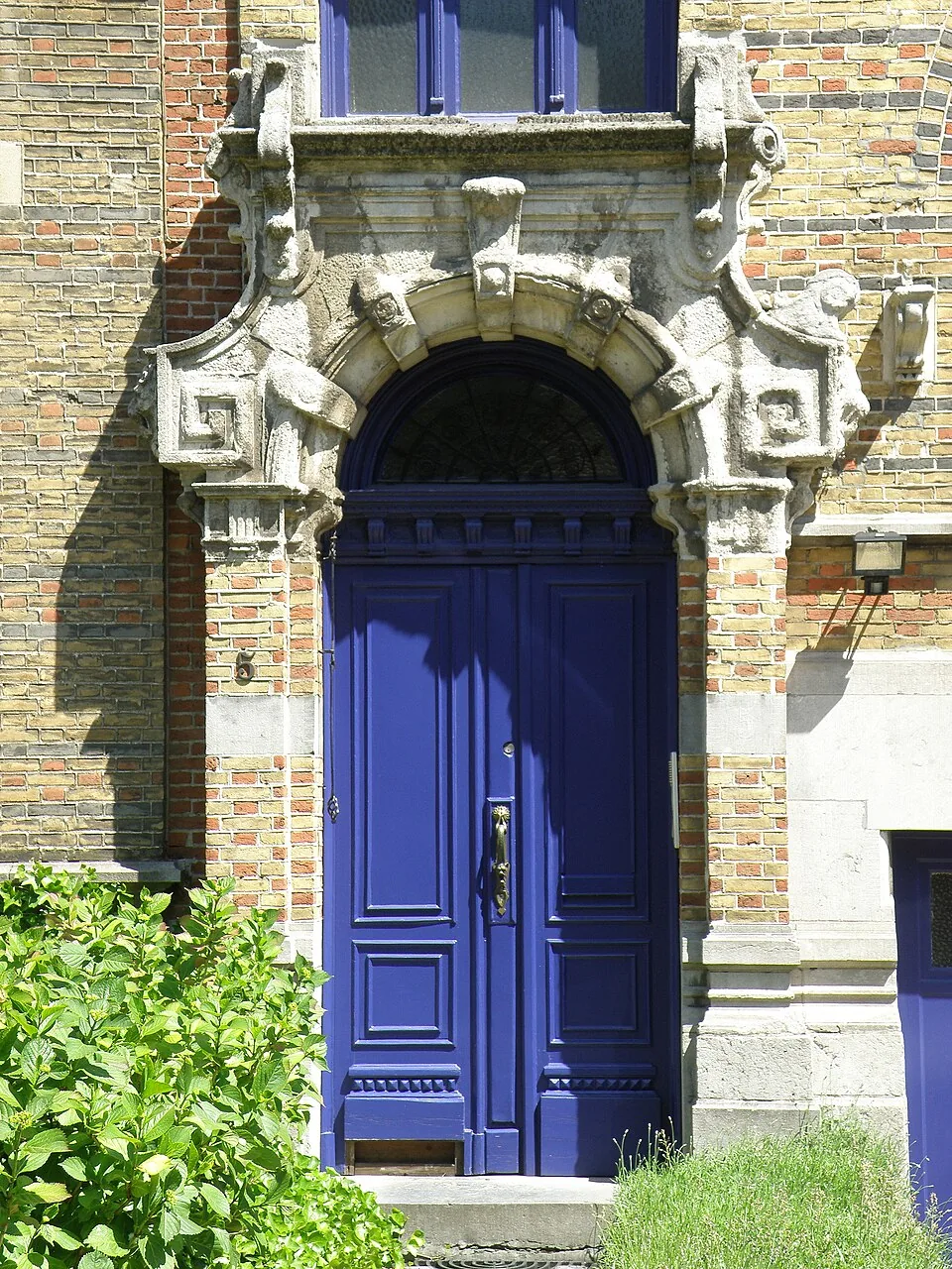 Architecturaal detail aan de Cogels-Osylei in Zurenborg
